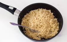 Cous cous con fichi secchi, datteri, Tilsit Ferrari e noci brasiliane